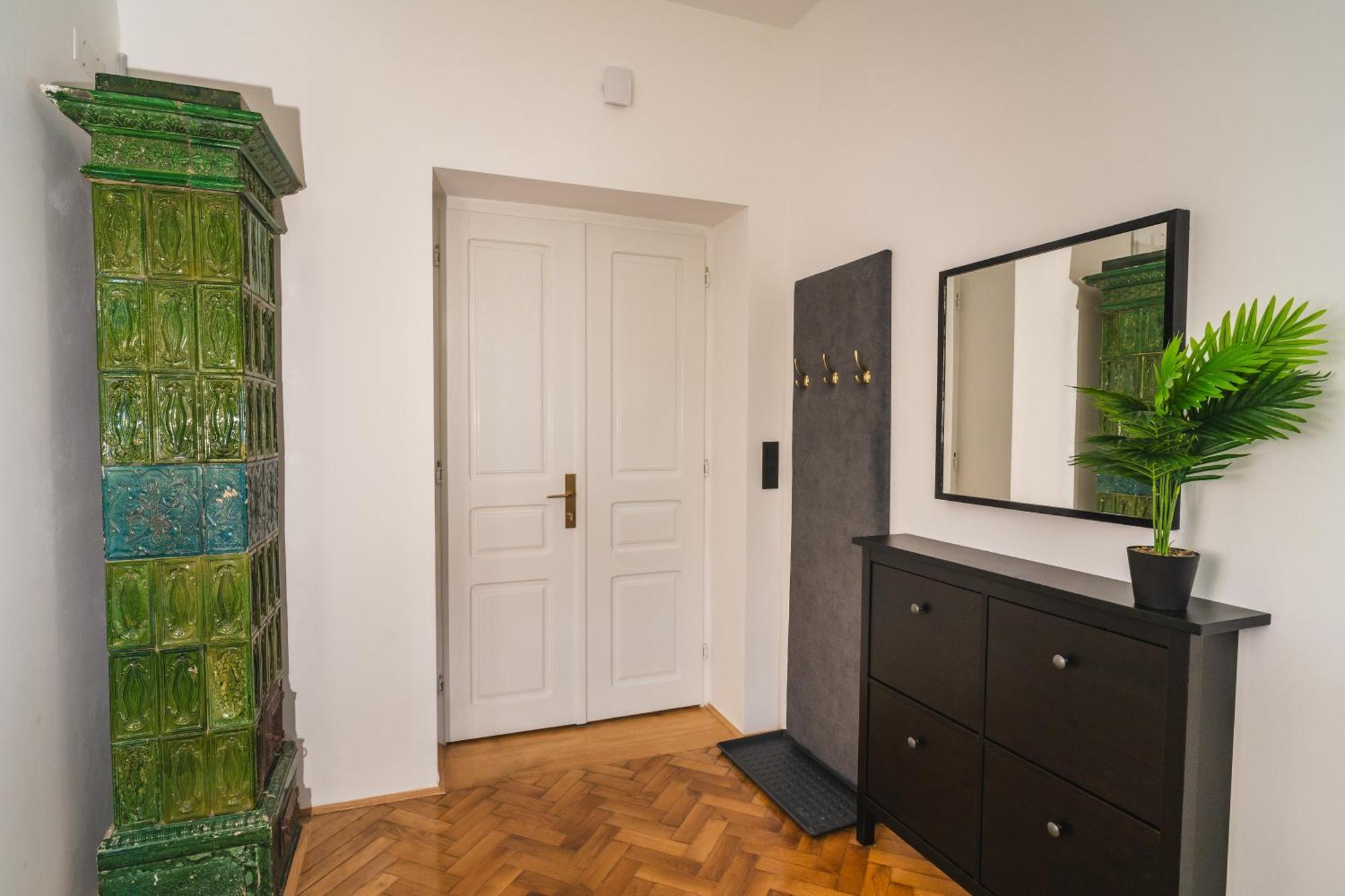 Hl Apartments Марибор Экстерьер фото