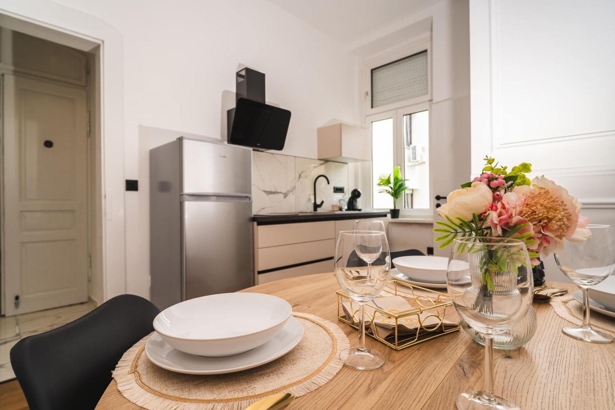 Hl Apartments Марибор Экстерьер фото